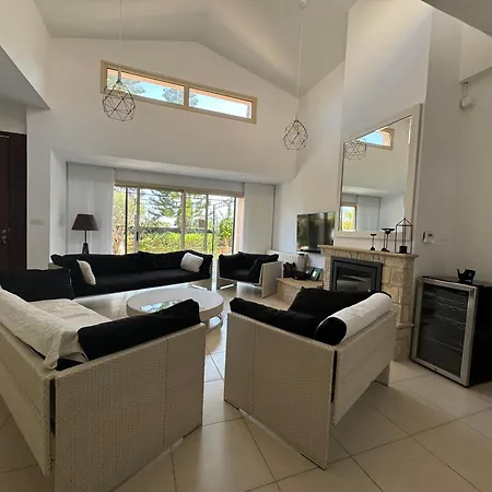 Villa Unique Modern Beachfront Thalassa Latchi! Neo Chorio