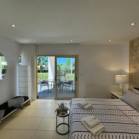 Unique Modern Beachfront Thalassa Latchi! Villa Neo Chorio