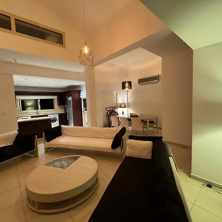 Βίλα Unique Modern Beachfront Thalassa Latchi!