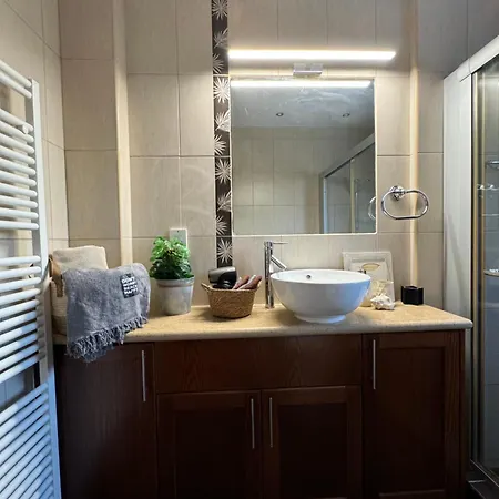 Unique Modern Beachfront Thalassa Latchi! * Νέο Χωριό