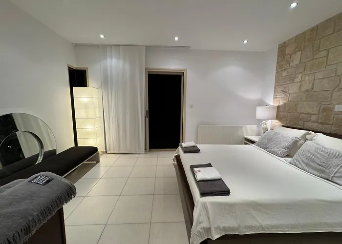 Villa Unique Modern Beachfront Thalassa Latchi! *