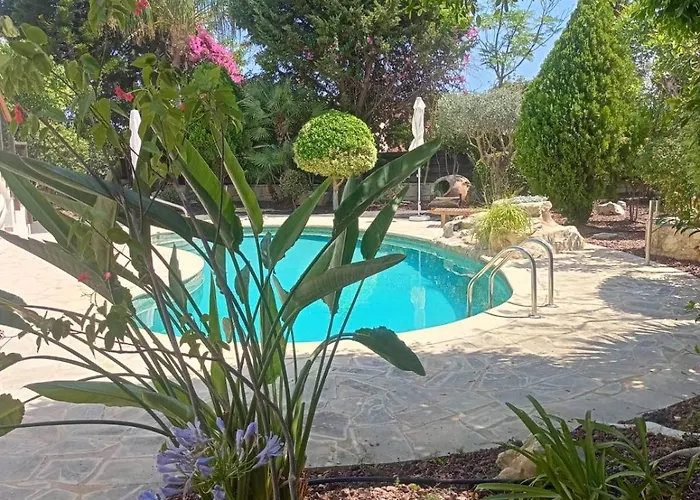 Unique Modern Beachfront Thalassa Latchi! * Neo Chorio