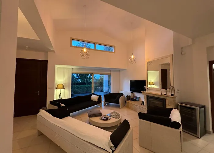 Unique Modern Beachfront Thalassa Latchi!